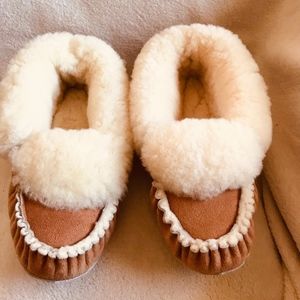 Sheepskin slippers